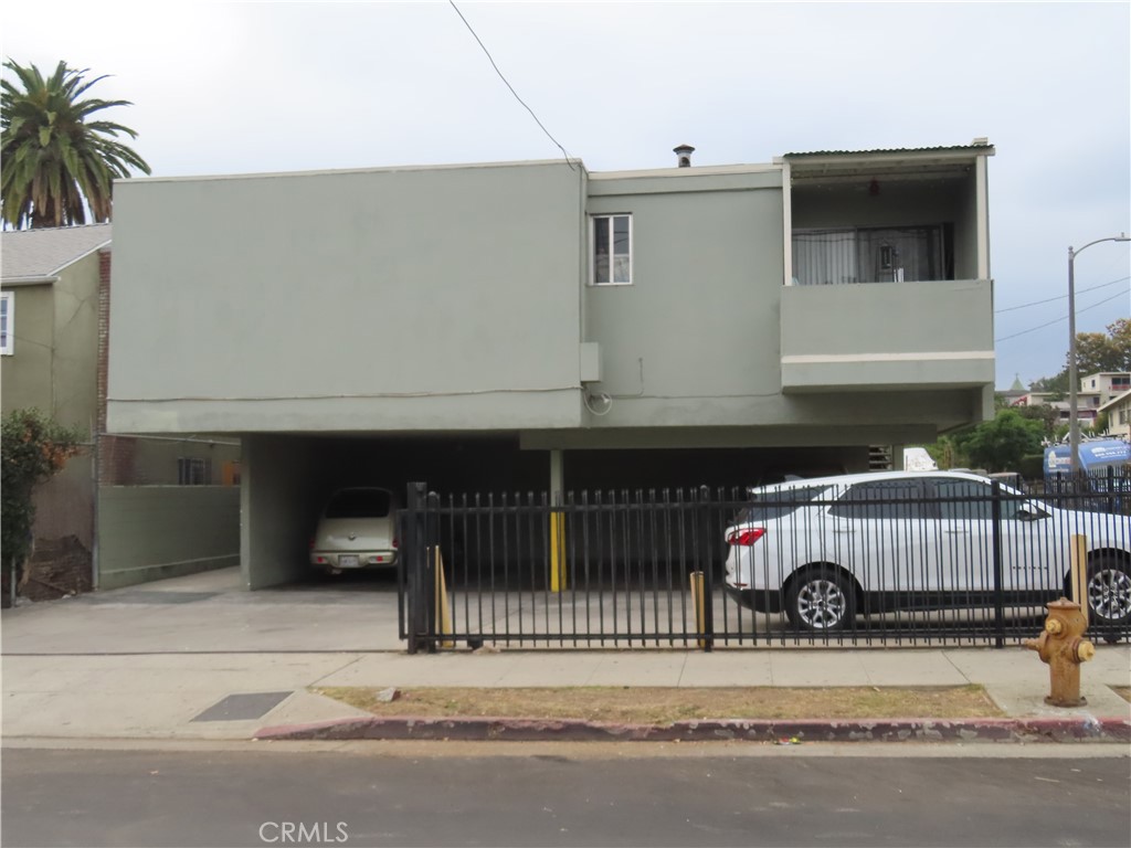 a car parked in front of a house