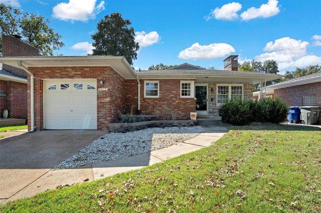 $319,999 | 5812 Holly Hills Avenue | St. Louis Hills