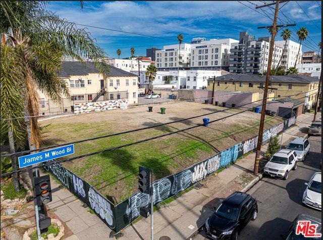 $4,650,000 | 854 Normandie Avenue | Mid-Wilshire