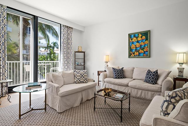 $18,000 | 400 South Ocean Boulevard, Unit 220S | Casa del Lago