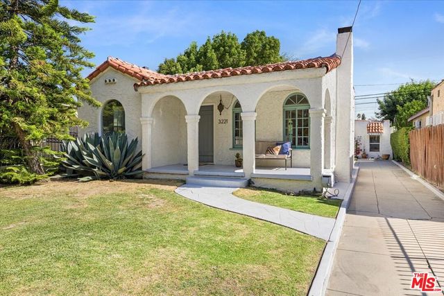 $1,395,000 | 3219 Hollydale Drive | Atwater Village