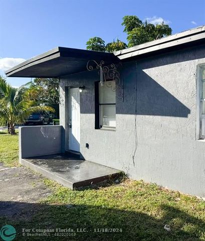 $2,000 | 1816 Northwest 24th Terrace | Lake Aire Palm View