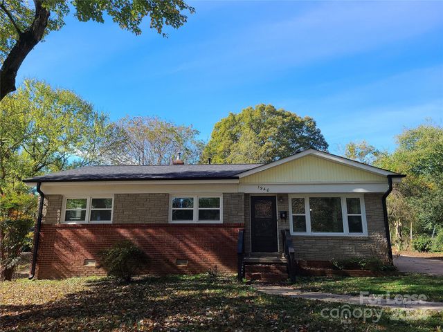 $2,295 | 1940 Woodland Drive | Eastway Park