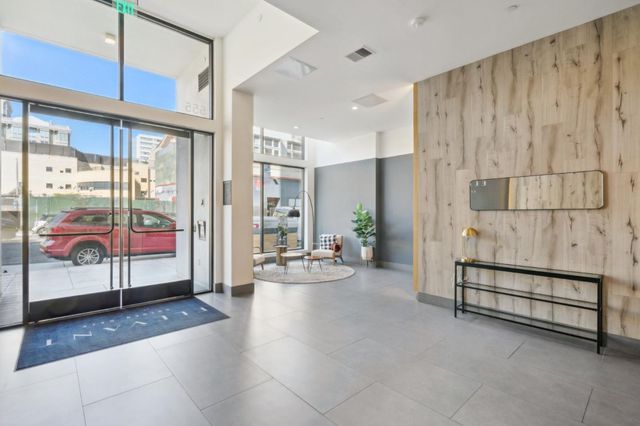 $3,445 | 555 Golden Gate Avenue, Unit 902 | Van Ness-Civic Center