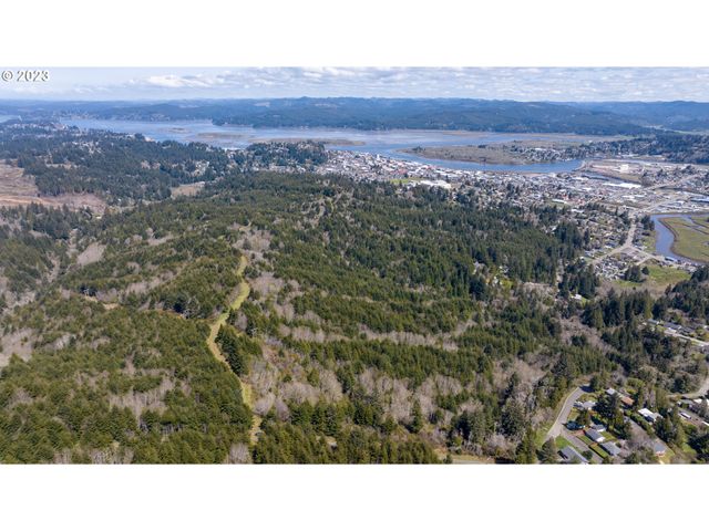 $2,150,000 | 0 Elrod Avenue | Coos Bay