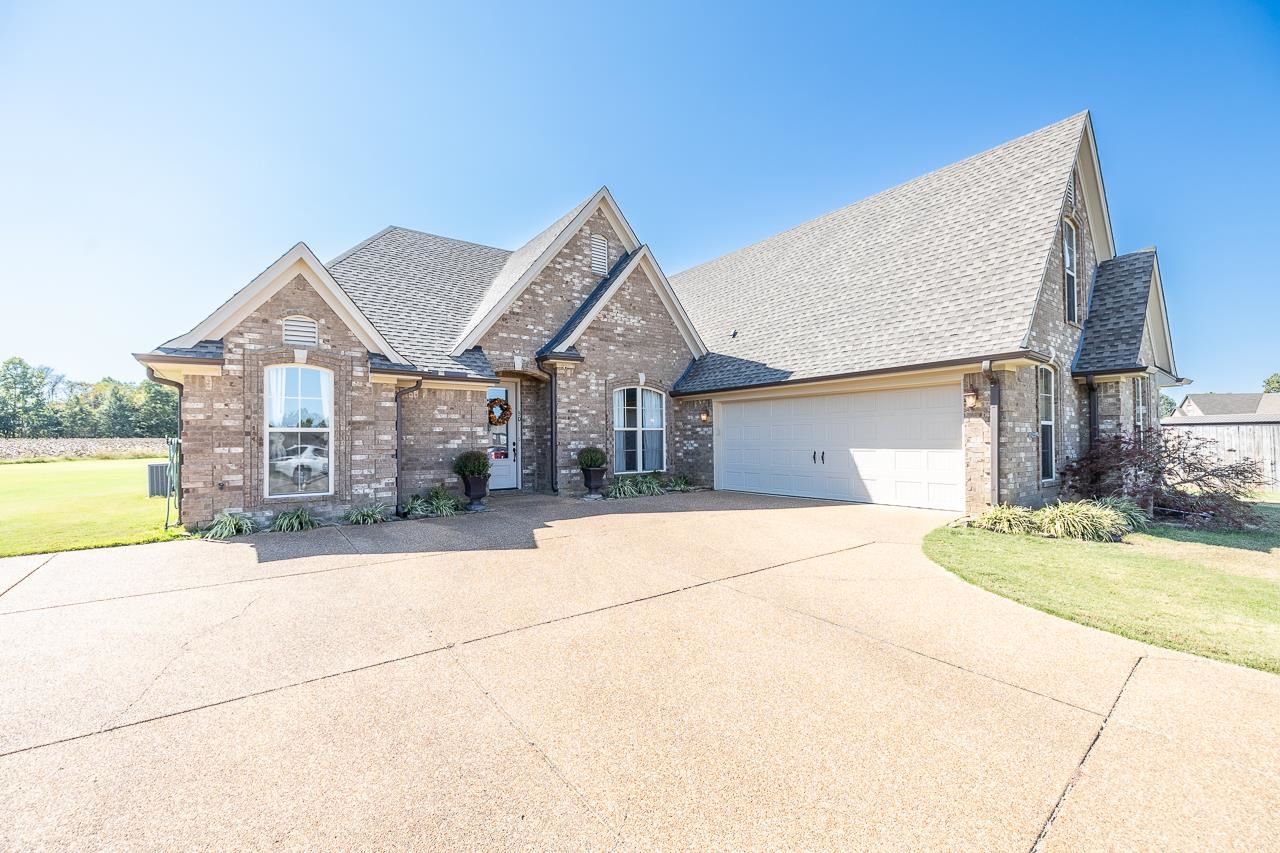 View of front facade with a 2-car garage