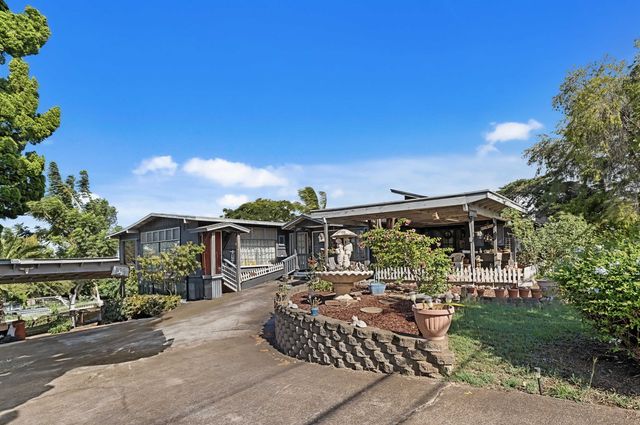 $1,100,000 | 17 Nanaina Street | Pukalani