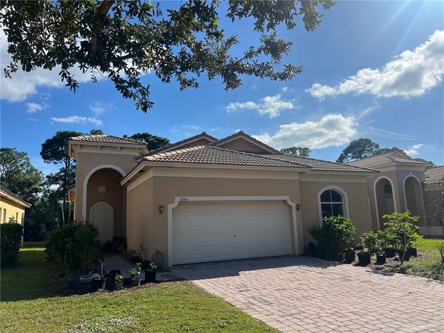 $250,000 | 5755 Sunberry Circle | Portofino Shores