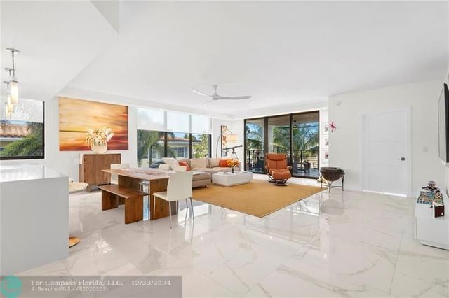 $1,949,000 | 1507 Southeast 15th Street, Unit 202 | Harbordale