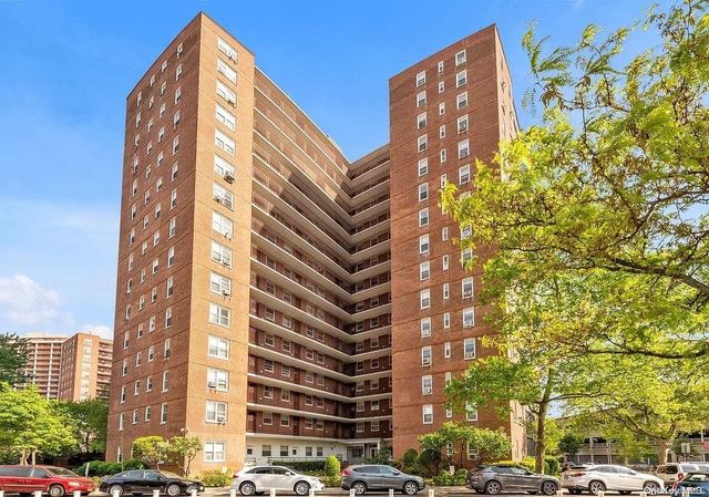 $295,000 | 97-10 62nd Drive, Unit 4M | Rego Park