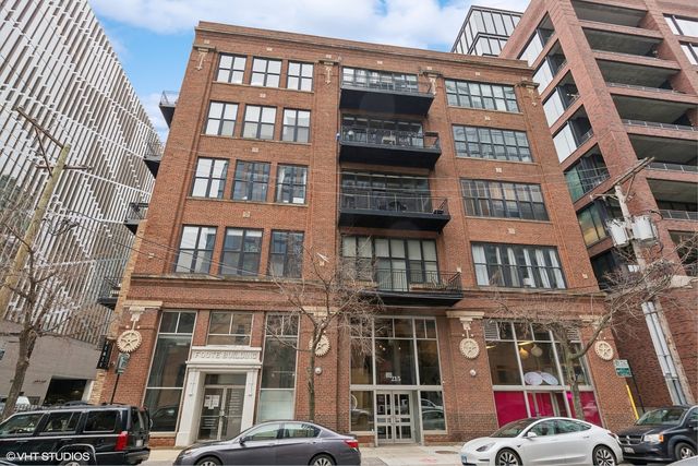 $3,500 | 215 North Aberdeen Street, Unit 405A | West Loop