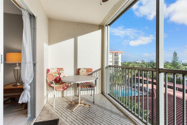 $240,000 | 2350 Northeast 14th Street Causeway, Unit 505 | Avalon Harbor