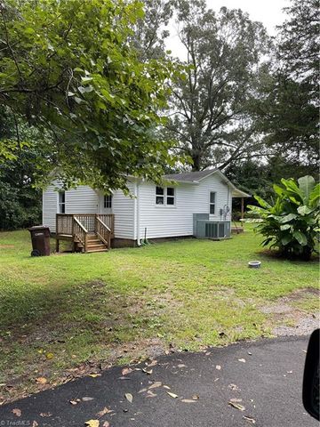 $1,475 | 129 Walnut Street | Yadkinville