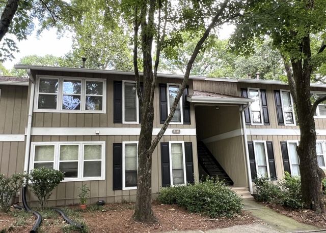 $179,900 | 5157 Roswell Road, Unit 9 | Highpoint