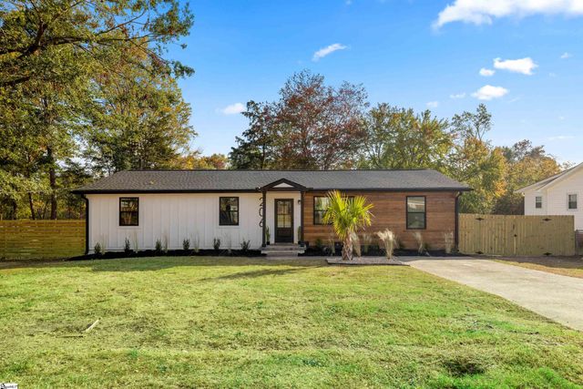 $295,000 | 206 West Belvedere Road | Gantt