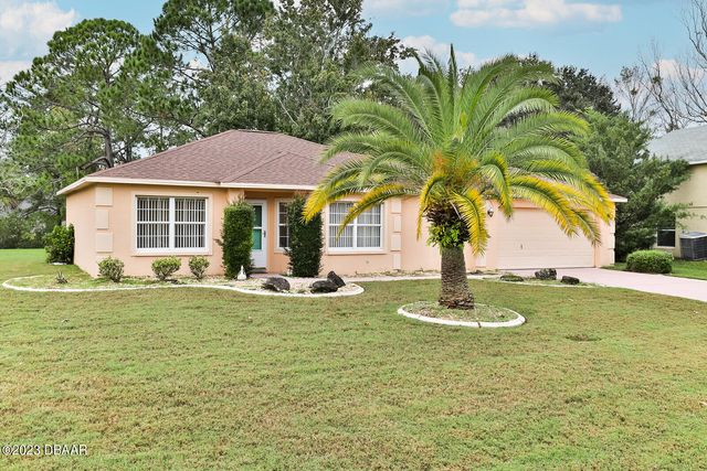 $299,999 | 93 Farragut Drive | Palm Harbor