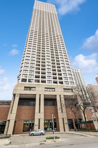 $4,500 | 1030 North State Street, Unit 46B | Newberry Plaza