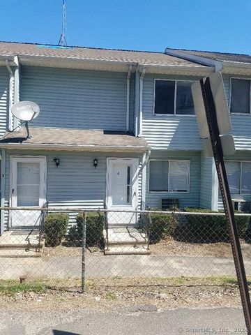 $1,600 | 489 Wilson Street, Unit 4 | Brooklyn - Waterbury