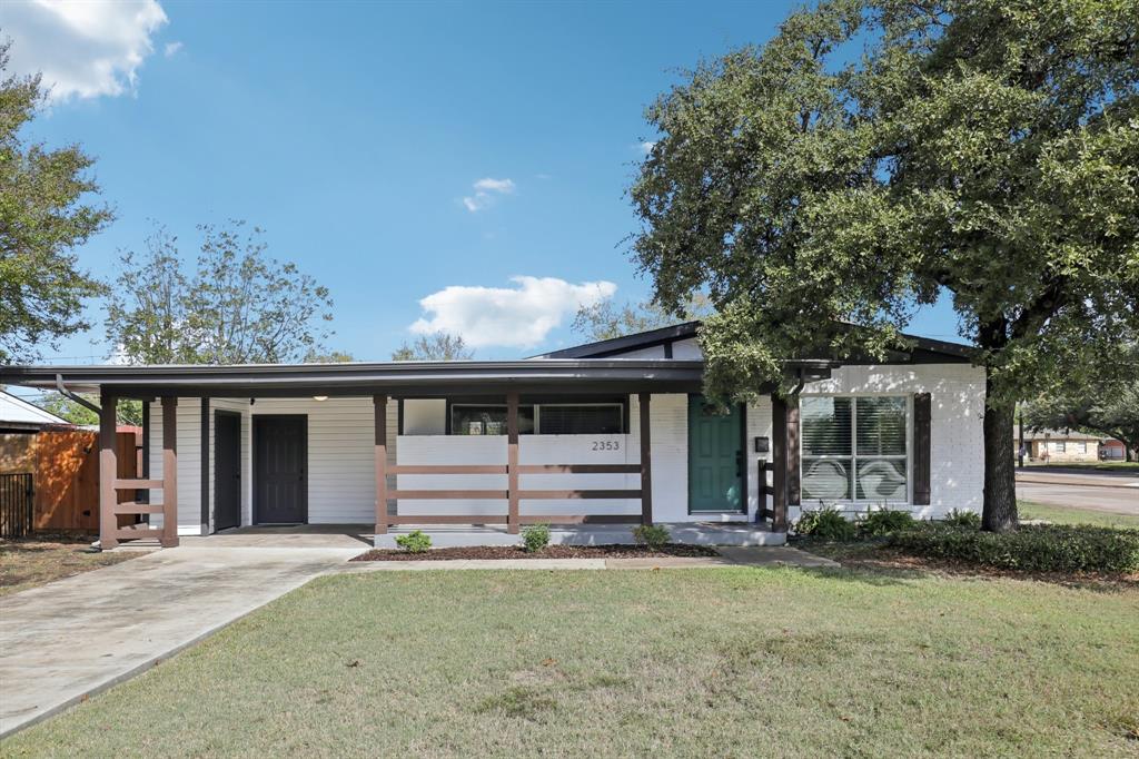 front view of house with a yard