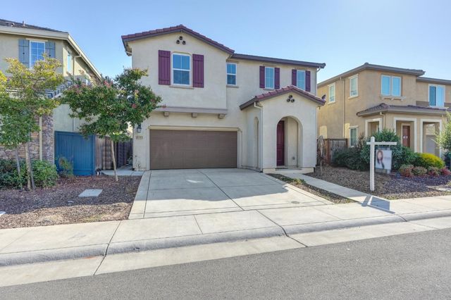 $649,000 | 8444 Vila Gale Way | Elk Grove