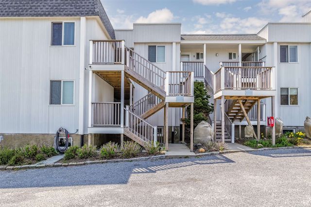 $615,000 | 707 Old Montauk Highway, Unit C 1 | Montauk