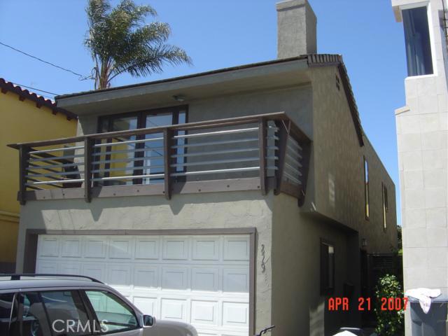 a view of front door and porch