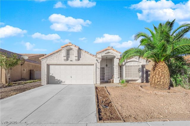 $375,000 | 1320 Indian Hedge Drive | Del Prado Highlands North