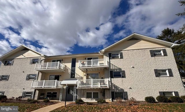 $1,800 | 13 Warren Lodge Court, Unit 1B | Cockeysville