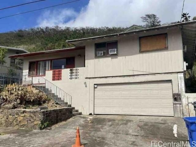 $715,500 | 1336 Ala Hoku Place | Moanalua Valley