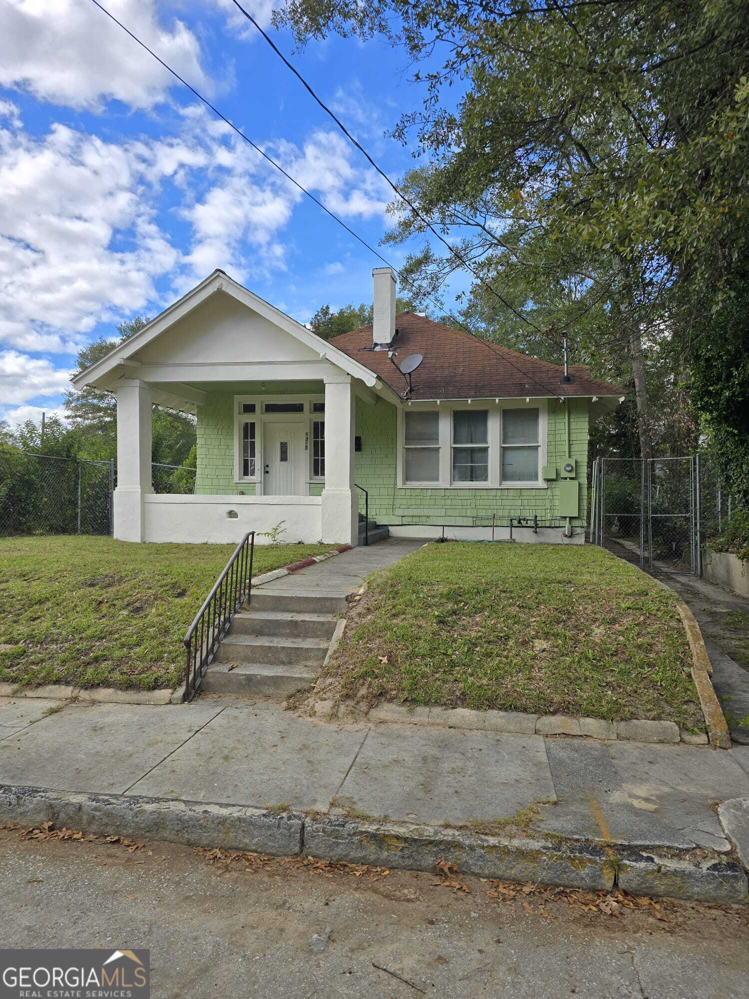 front view of house with a yard