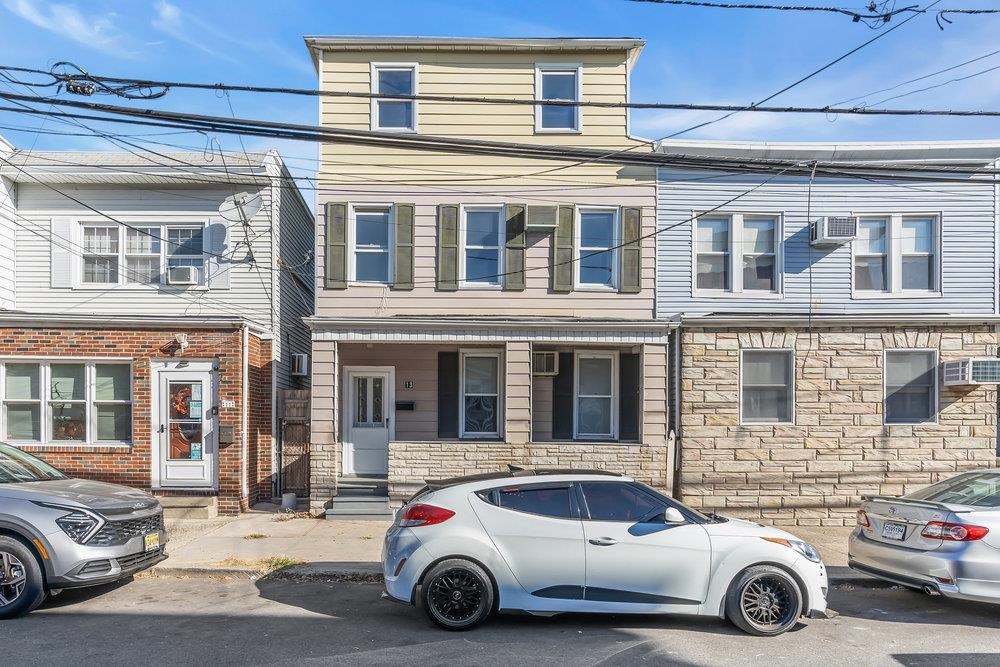 a car parked in front of a building