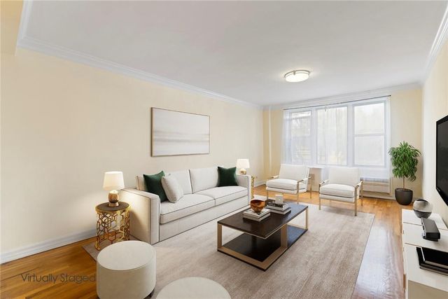 $2,400 | 3235 Cambridge Avenue, Unit 6L | Central Riverdale