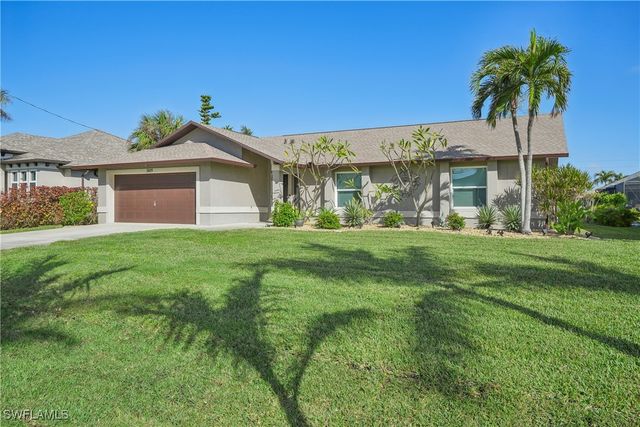 $524,900 | 2619 Southwest 48th Terrace | Southwest Cape Coral