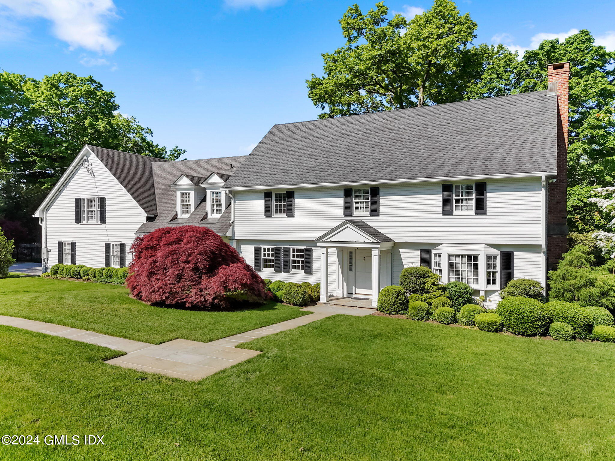 Delightful Dazzling Dingletown Home