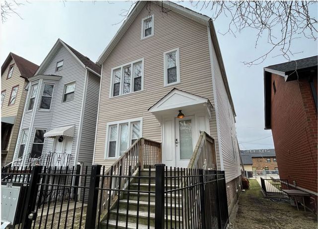 $1,600 | 1842 North Talman Avenue, Unit 3 | Logan Square