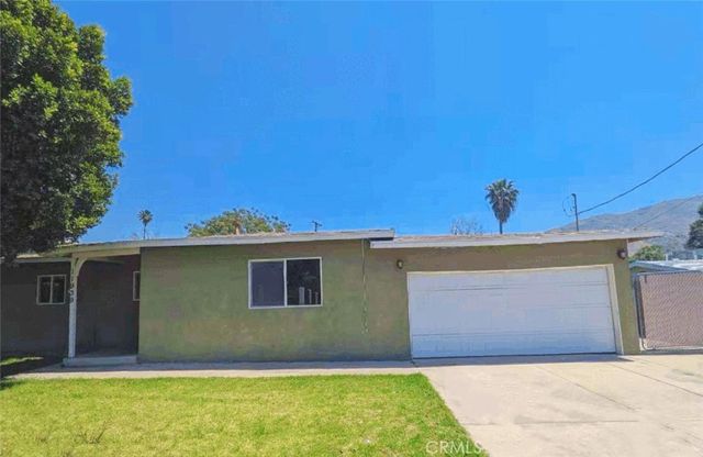 $2,700 | 11939 Mt Vernon Avenue | Grand Terrace