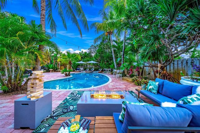 $1,799,000 | 1652 Northeast 39th Street | Central Corals