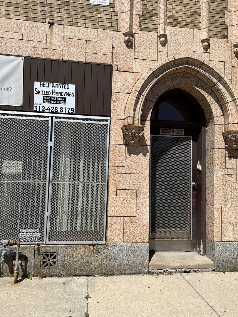 a view of entrance gate of a house