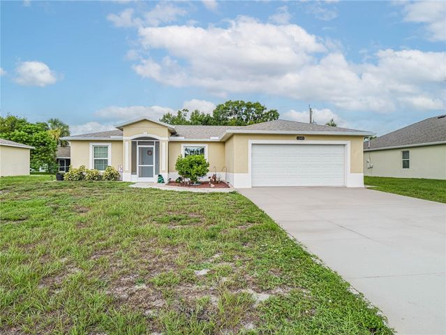 $369,900 | 1945 Sunrise Drive Southwest | Vero Beach Highlands