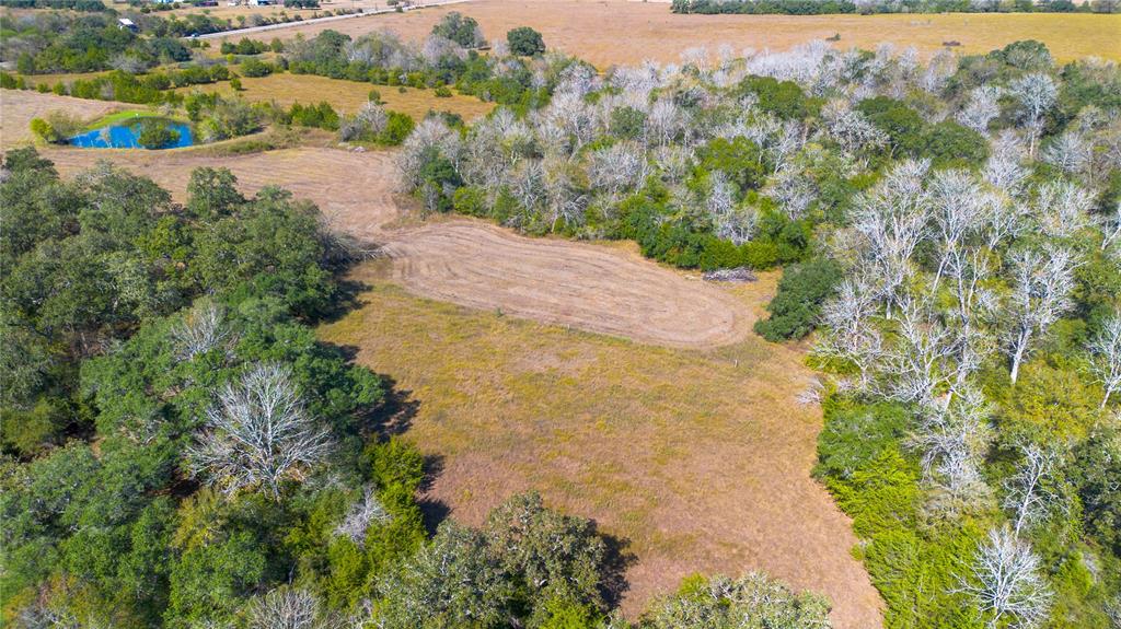 an aerial view of a yard