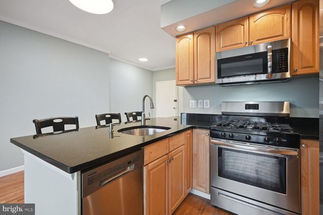 $209,500 | 2755 Ordway Street Northwest, Unit 521 | Cleveland Park