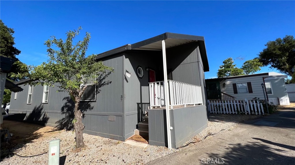 5715 Santa Cruz Atascadero Ca Unit 37 Atascadero CA 93422 Compass