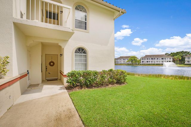 $389,000 | 121 Cypress Point Drive, Unit 121 | PGA National