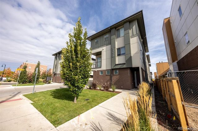 $3,200 | 5358 Allison Street, Unit E | Arvada