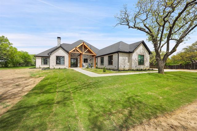 $1,498,000 | 2437 County Road 529