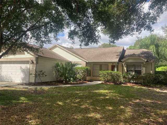 $2,995 | 914 Valley View Circle | Palm Harbor