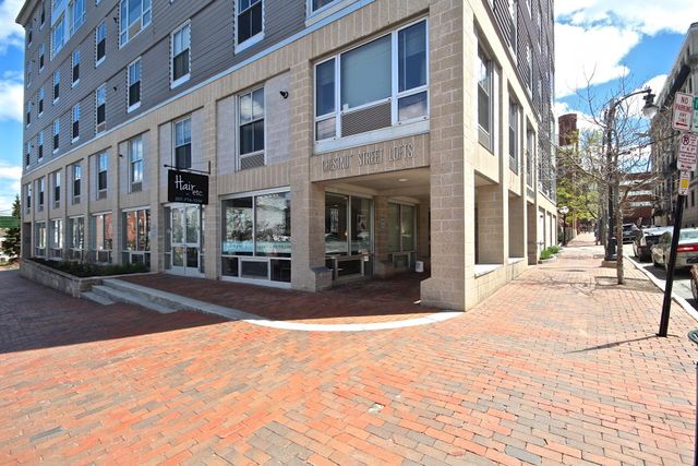 $499,000 | 21 Chestnut Street, Unit 304 | Downtown Portland