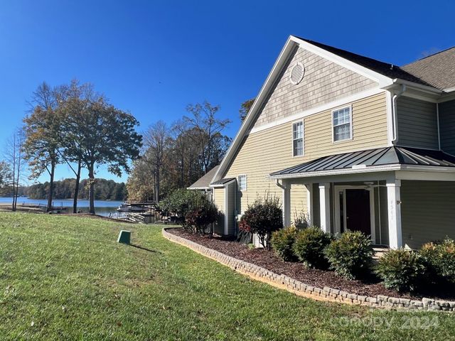 $1,650 | 4541 Lake Drive | Lake Norman of Catawba