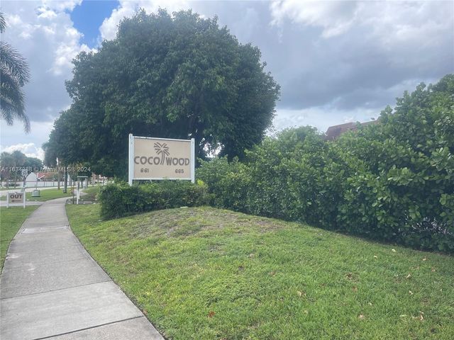 $250,000 | 661 Northeast 195th Street, Unit 309 | Ives Estates