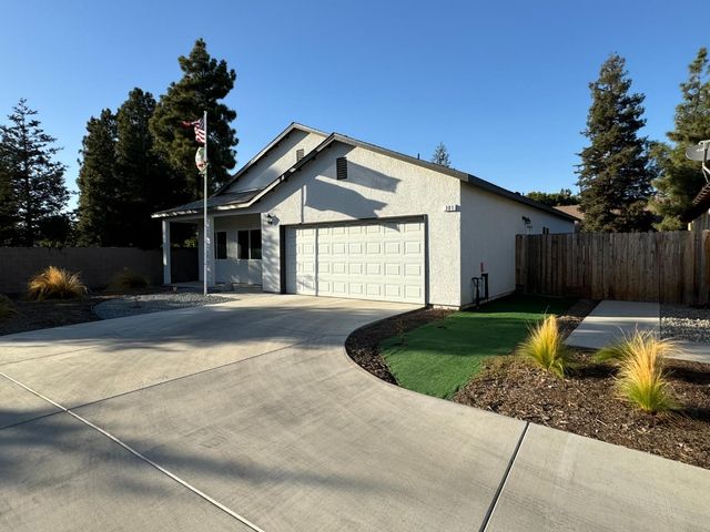 $324,950 | 301 Birch Lane | Dinuba